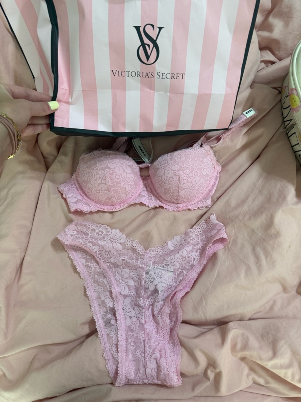 Victoria's Secret Light Pink Lace Bra & Thong Set